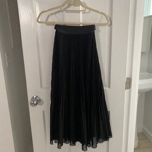 Aritzia Skirt